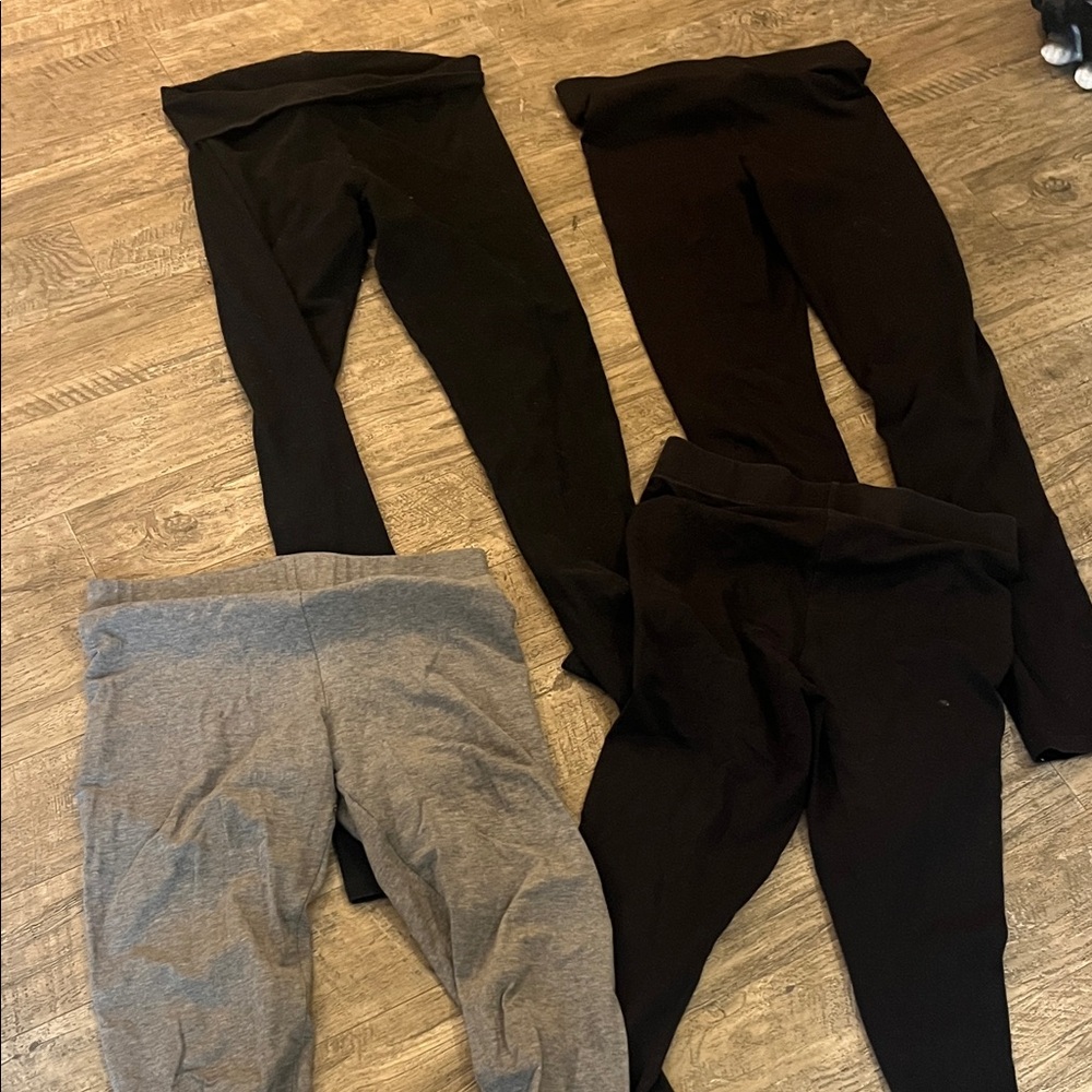 Forever 21 4 Leggings Set  Black & Gray